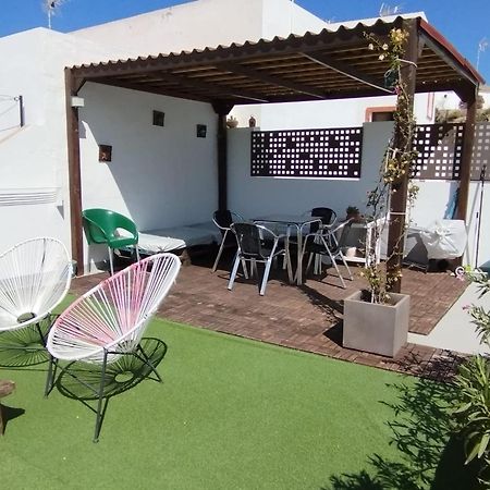 Casa Cortes كونيل ذي لا فرونتيرا المظهر الخارجي الصورة